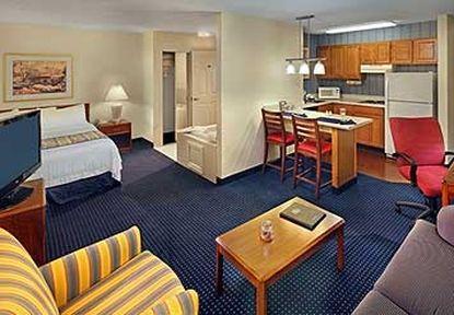 Residence Inn Данбери Номер фото
