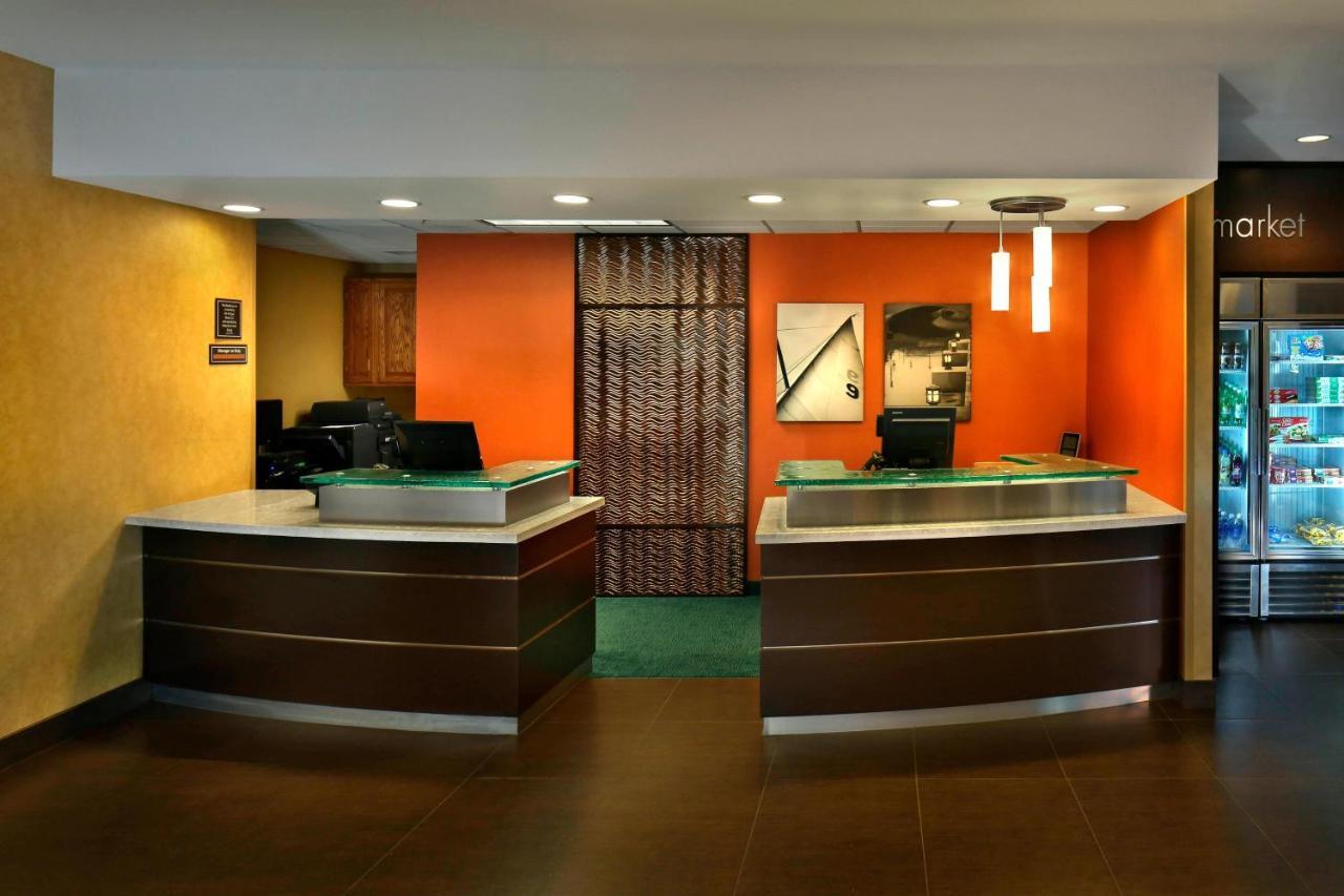 Residence Inn Данбери Экстерьер фото